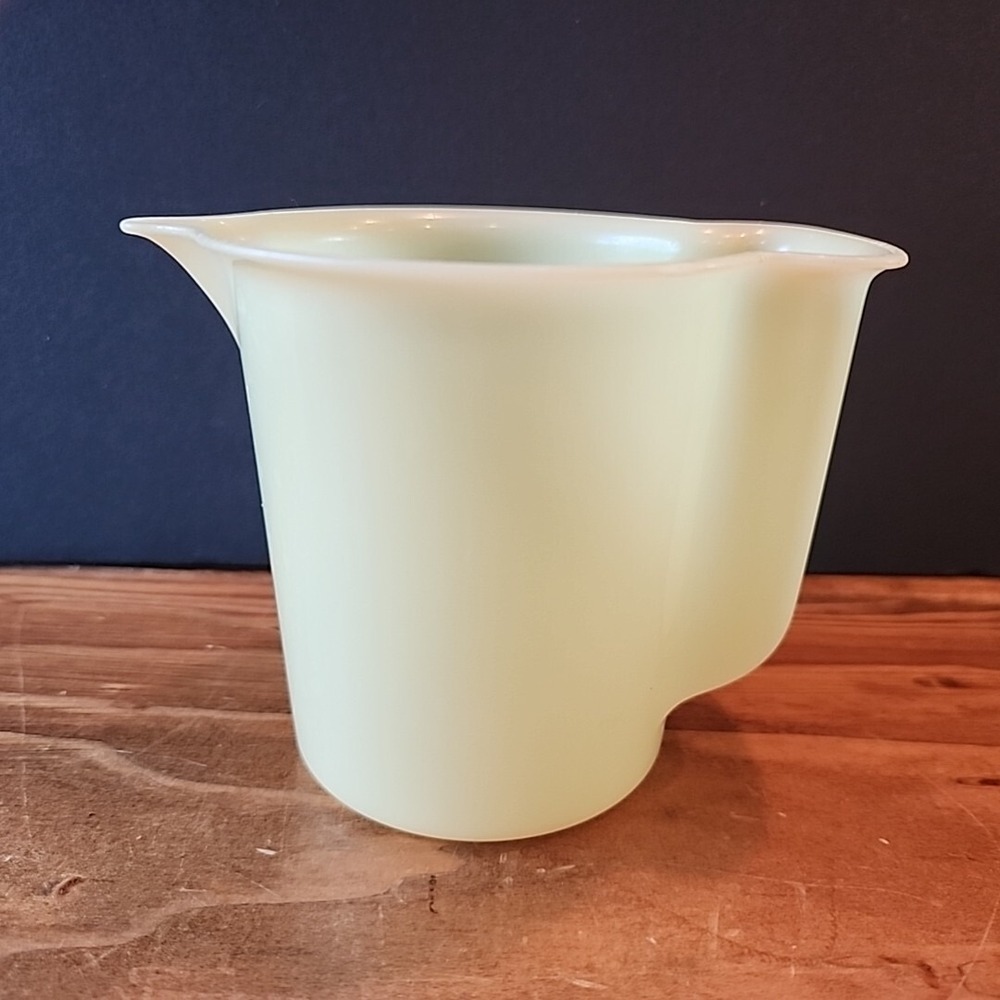 Vintage Tupperware Yellow Plastic Creamer Pitcher No Lid Replacement 574-4